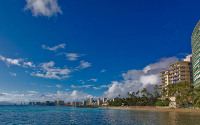 Kaimana Beach